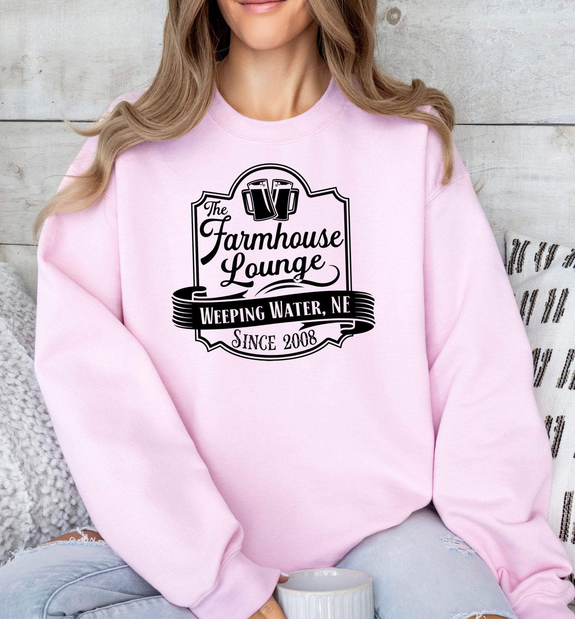 Farmhouse Lounge Brew Pub Logo Crewneck | Cryin Creek